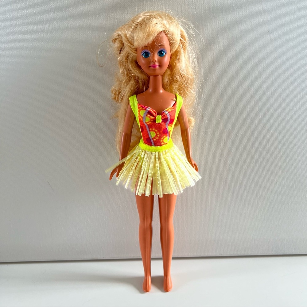 1990 Hawaiian Fun Skipper doll